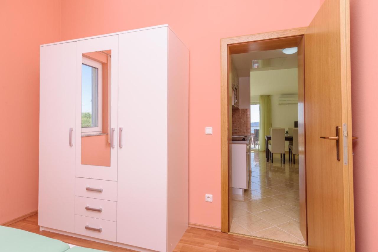 Apartmani Emil تروغير المظهر الخارجي الصورة