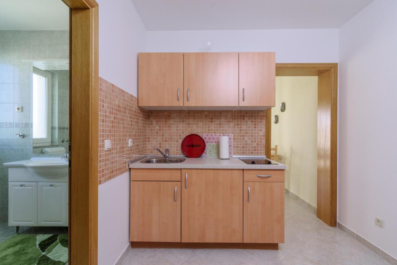 Apartmani Emil تروغير المظهر الخارجي الصورة