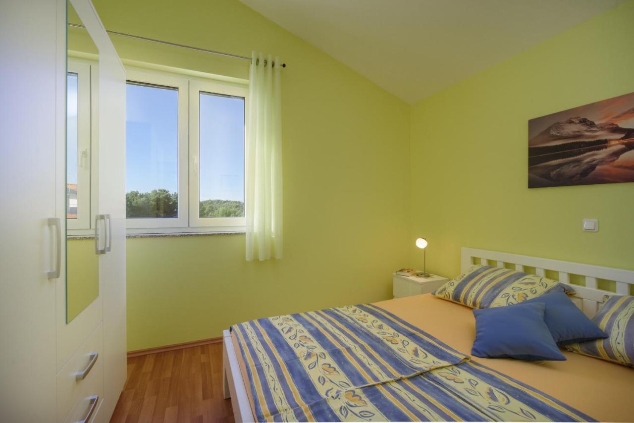Apartmani Emil تروغير المظهر الخارجي الصورة