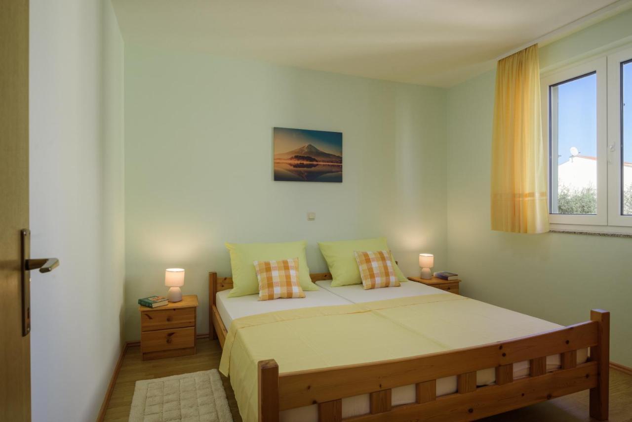 Apartmani Emil تروغير المظهر الخارجي الصورة