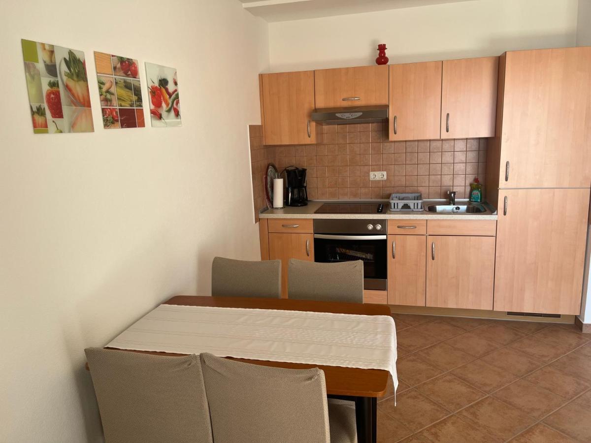 Apartmani Emil تروغير المظهر الخارجي الصورة