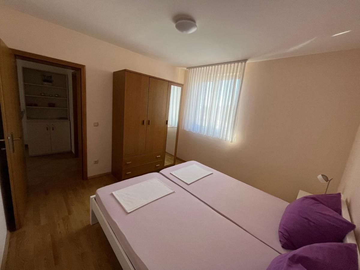 Apartmani Emil تروغير المظهر الخارجي الصورة