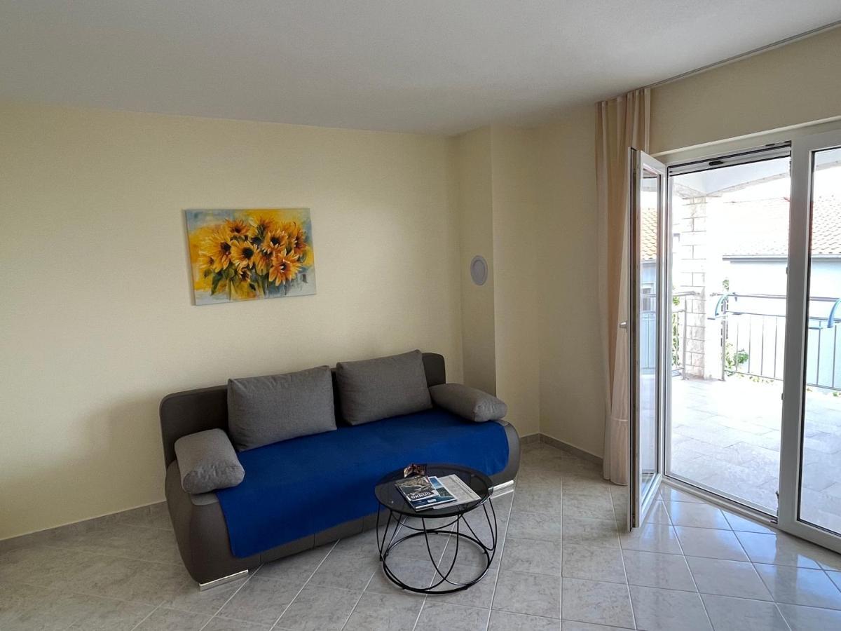 Apartmani Emil تروغير المظهر الخارجي الصورة