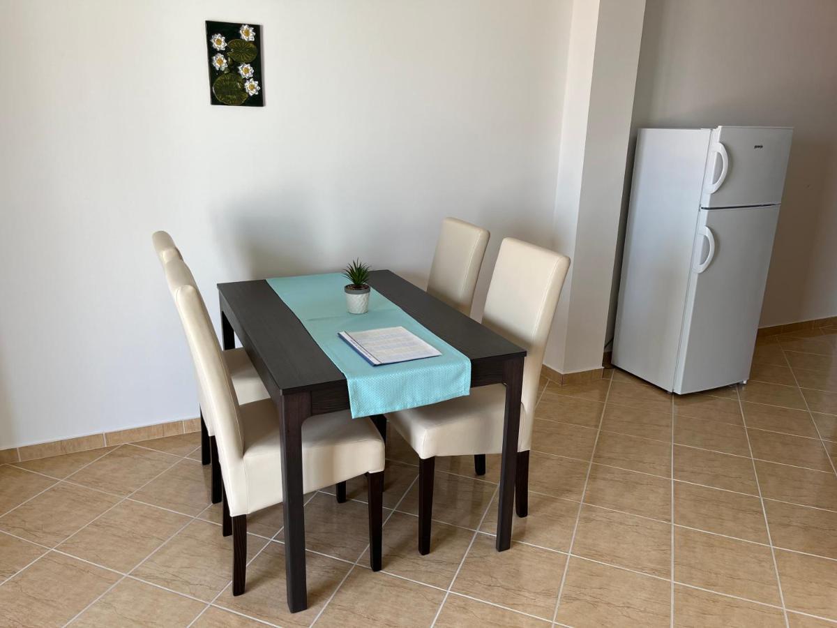 Apartmani Emil تروغير المظهر الخارجي الصورة