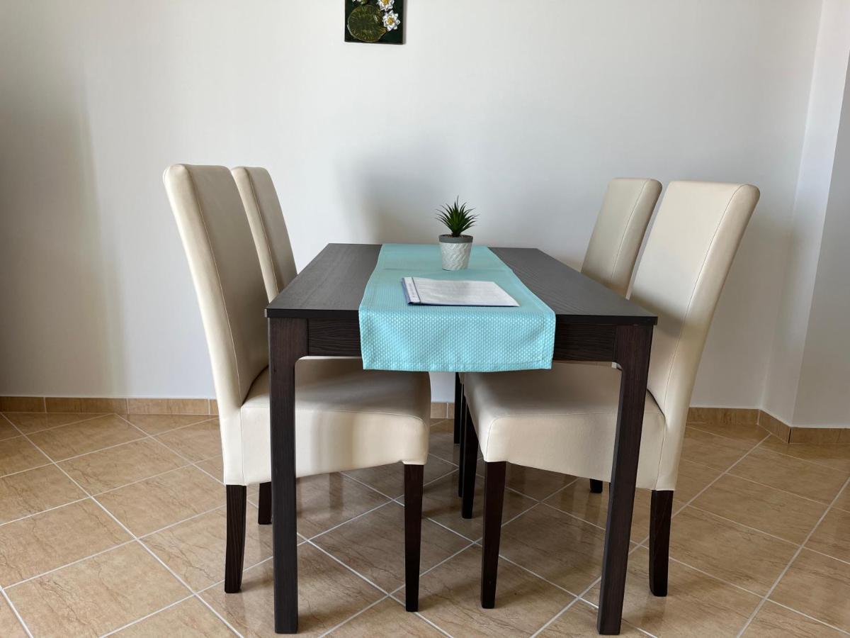 Apartmani Emil تروغير المظهر الخارجي الصورة